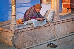איש הודי זקן בהודו